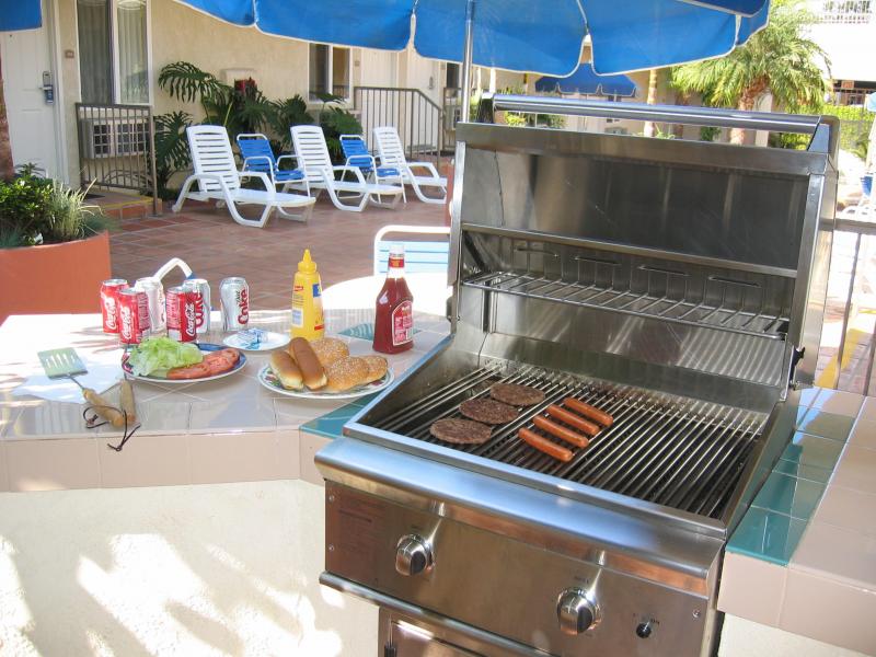 BBQ Patio Courtyard Image