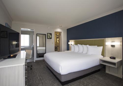 king suite in Santa Monica